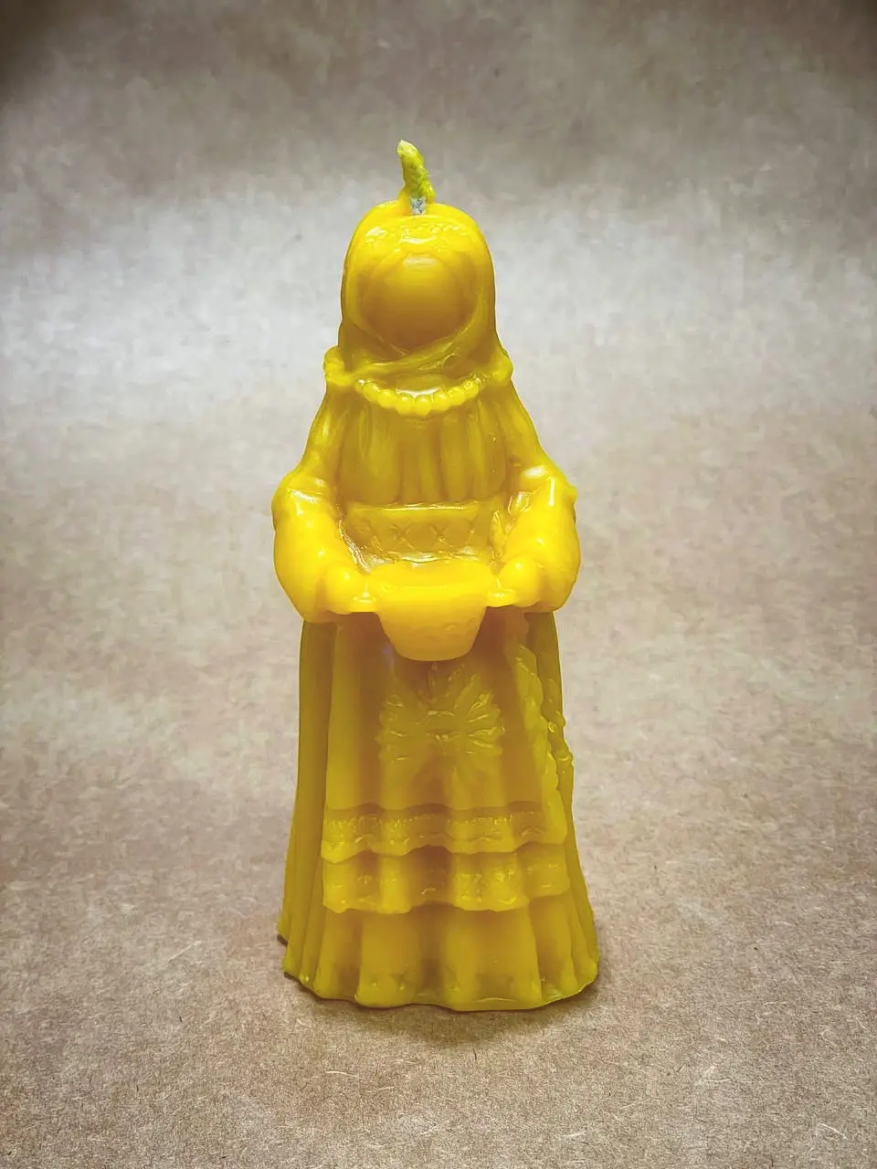 Свічка Берегиня з бджолиного воску